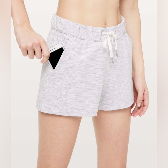 lululemon athletica Pants - Lululemon On The Fly Short *2.5" in Wee Are From Space Nimbus Battleship